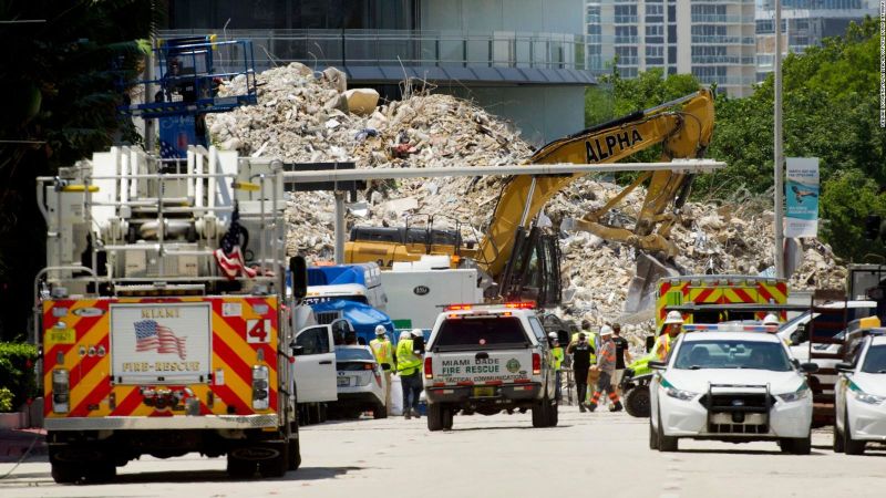 Buscan a estafadores que robaron la identidad de fallecidos en el colapso de miami para comprar productos | cnn