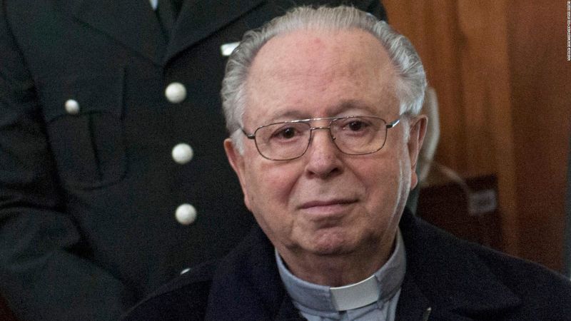 Chile: muere fernando karadima, exsacerdote condenado por el vaticano por abusos sexuales | cnn