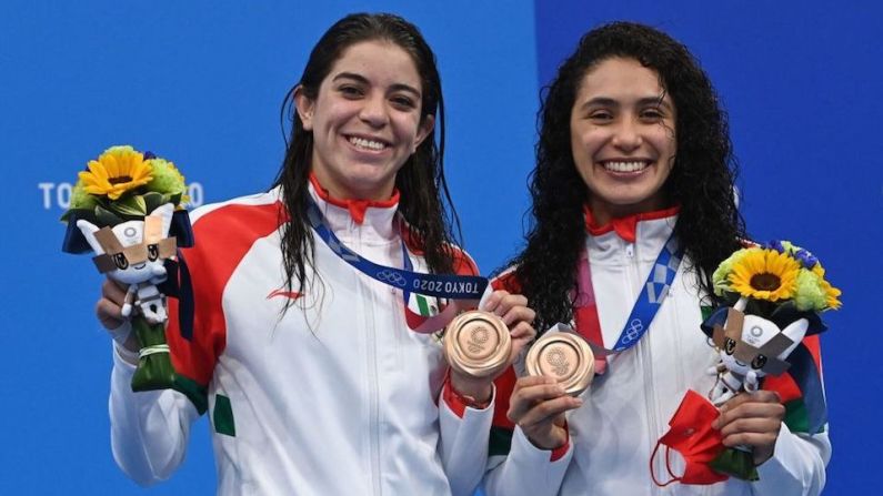 Las mexicanas Alejandra Orozco (izquierda) y Gabriela Agundez ganaron medalla de bronce en clavados sincronizados.