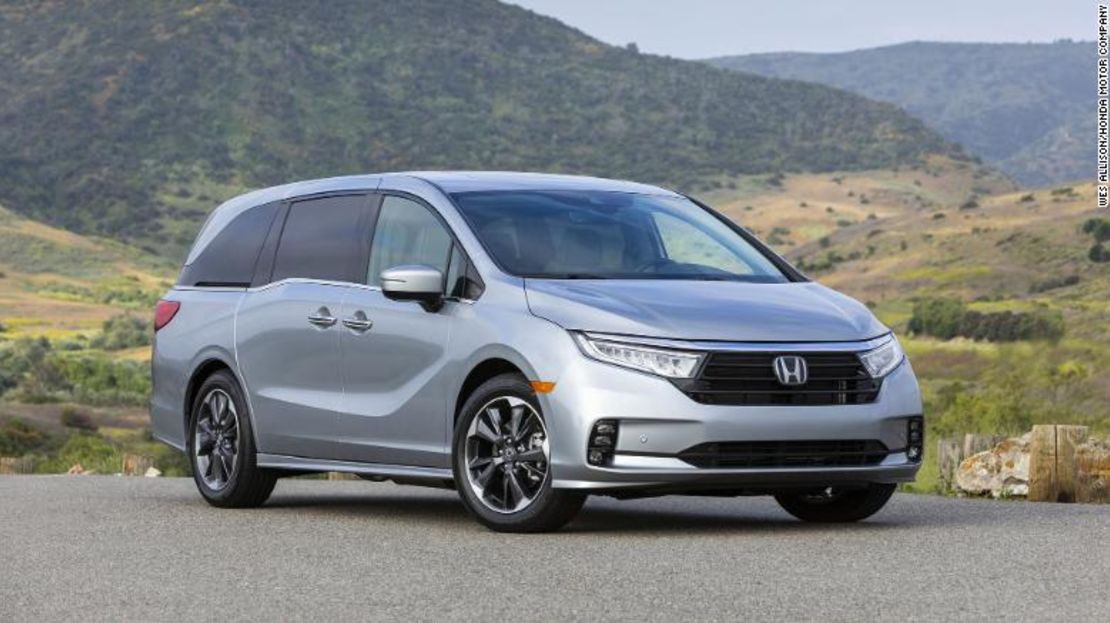 La Honda Odyssey es alabada por los críticos por su dinámica de conducción relativamente buena.