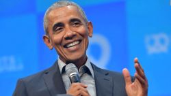 CNNE 1043657 - obama cambia los planes de su cumpleanos