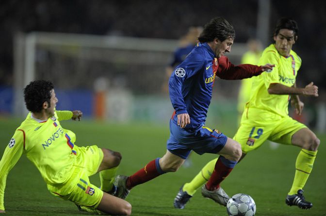 Messi, imparable durante un partido contra el Lyon en la Champions League en marzo de 2009.