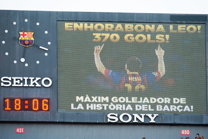 El 14 de marzo de 2014, Messi alcanzó los 370 goles para el Barcelona.