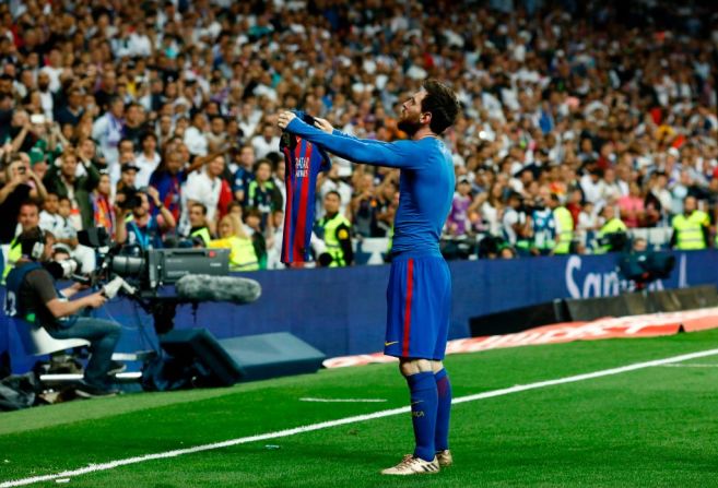 23 de abril de 2017: una celebración icónica de Messi, en un clásico contra el Real Madrid en el Santiago Bernabéu. El Barça ganó 3-2 con gol en el ultimo minuto. La anotación, desde luego, fue de Lionel Messi.