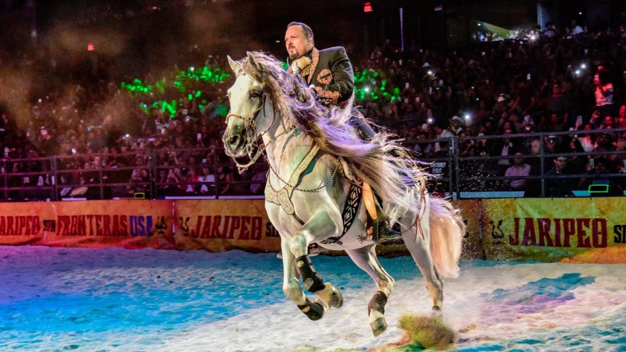 CNNE 1045476 - ¿que es el jaripeo? el mexicano pepe aguilar lo explica