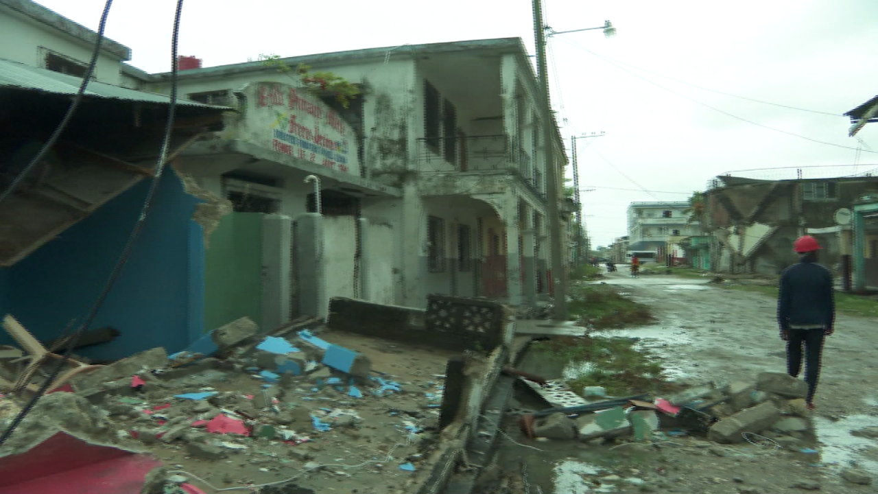 CNNE 1051180 - asi quedaron las calles de haiti tras sismo