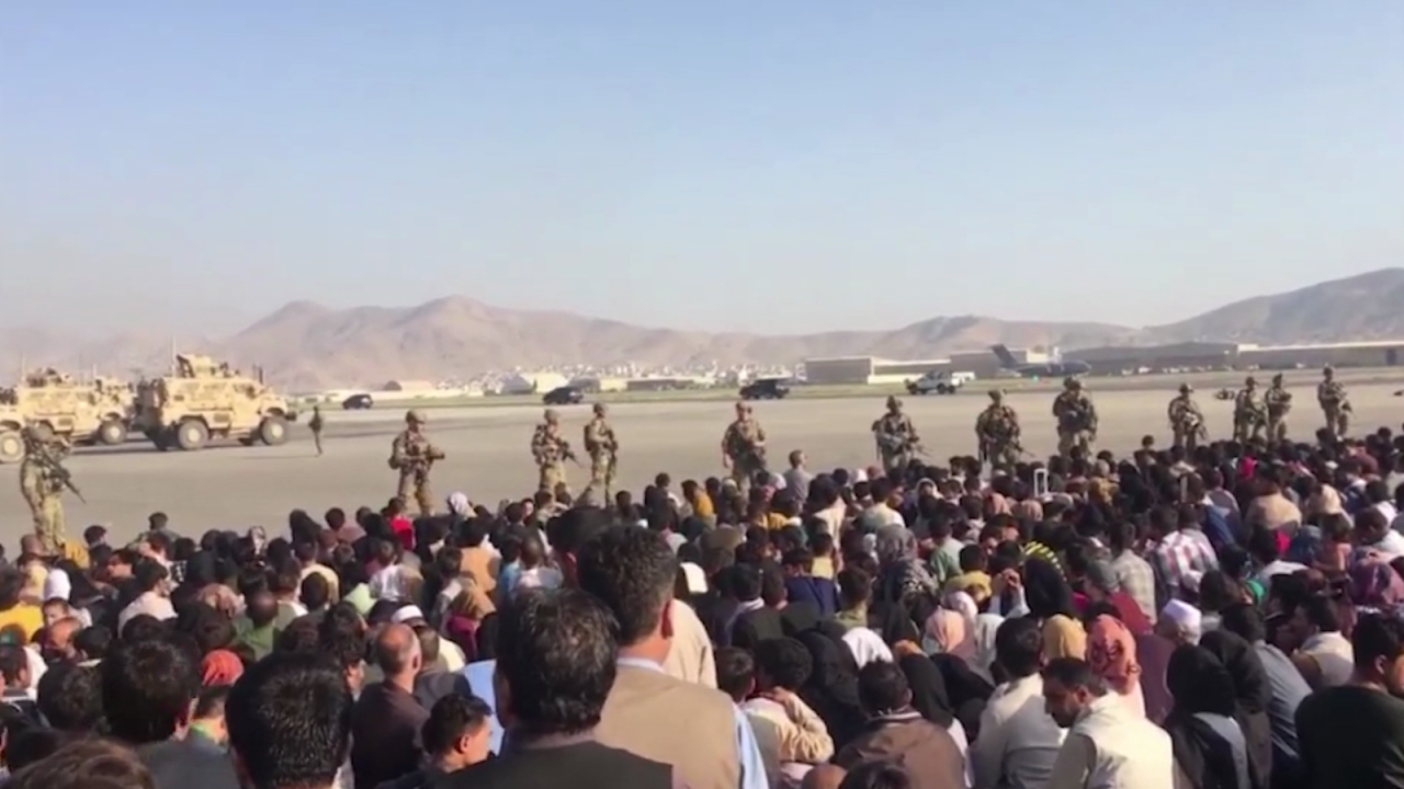 CNNE 1051850 - ee-uu- planea otorgar visas a inmigrantes de afganistan