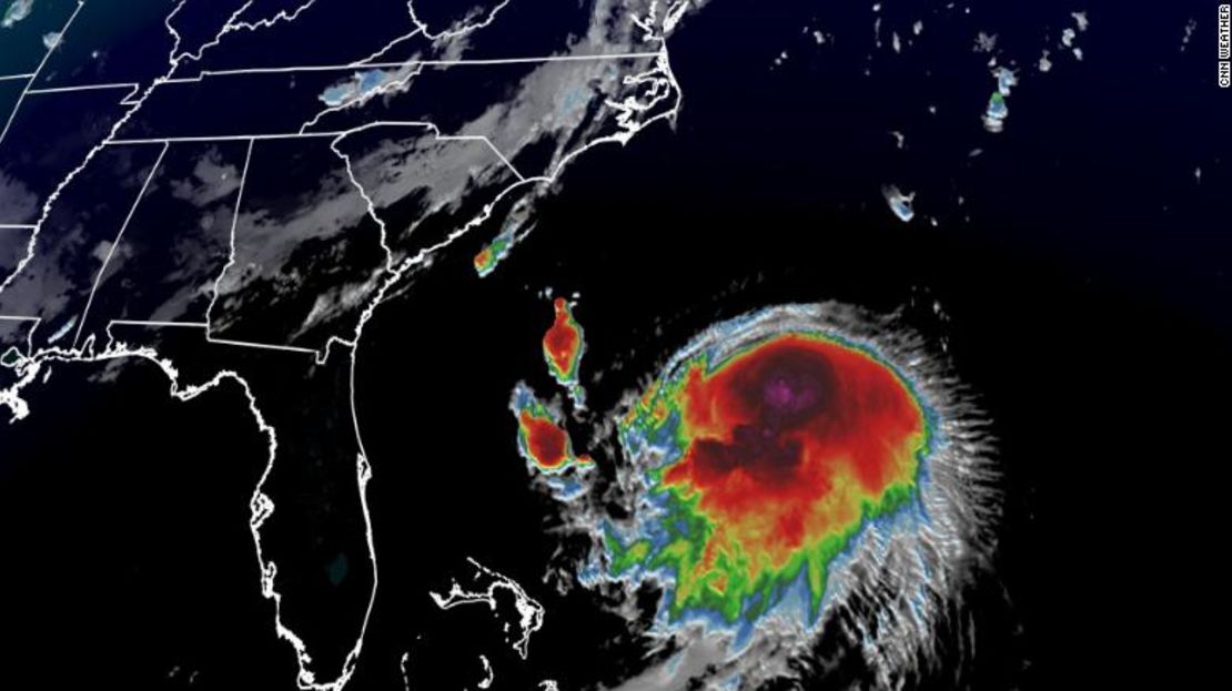 CNNE 1053092 - 210820082223-weather-tropical-storm-henri-satellite-08202021-exlarge-169