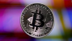 CNNE 1054074 - el precio del bitcoin sube por encima de los us$ 50-000