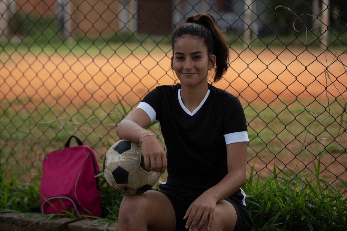 Julian Kesia Souza sueña con ser futbolista profesional y hacer historia en el fútbol femenil.