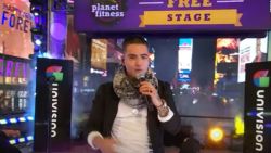 CNNE 1055646 - maluma- sone y me visualice cantando en times square