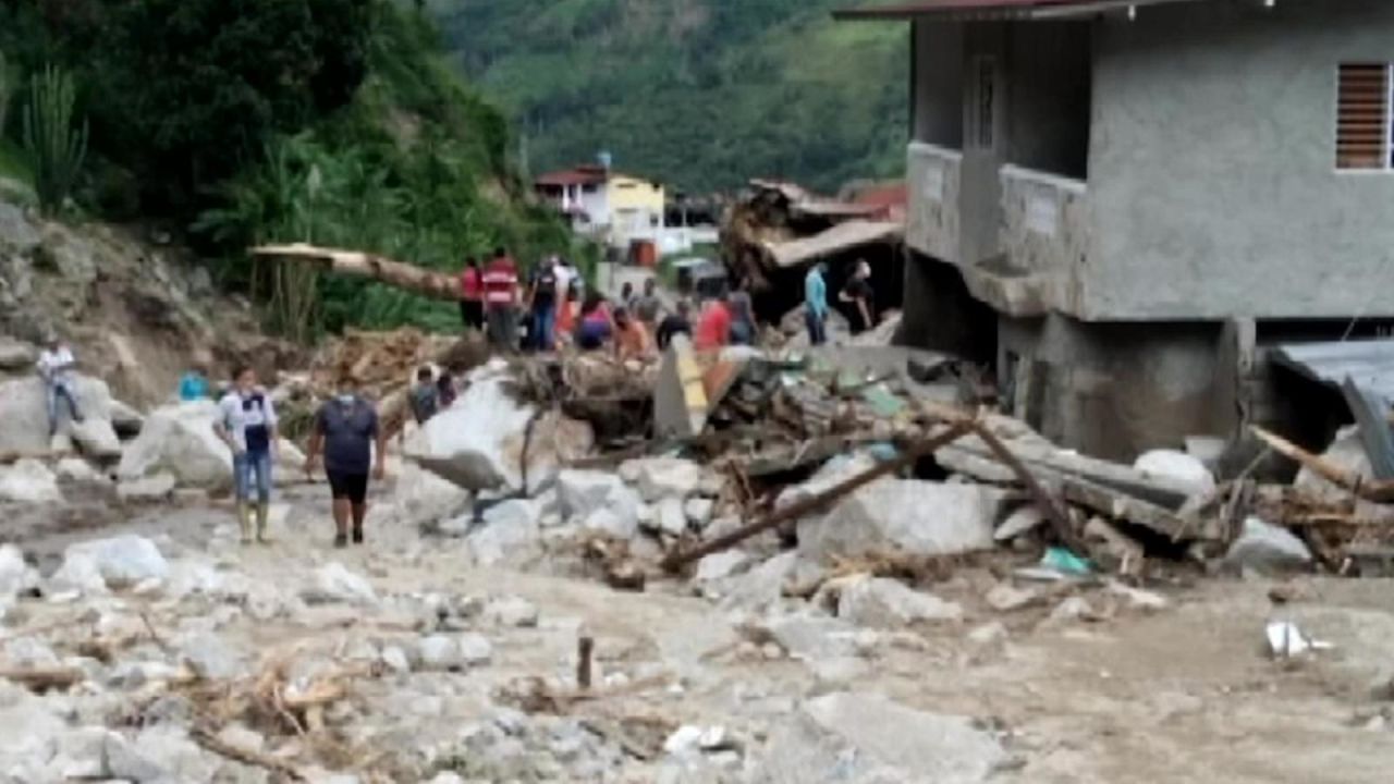 CNNE 1055721 - inundaciones catastroficas en el estado merida, venezuela