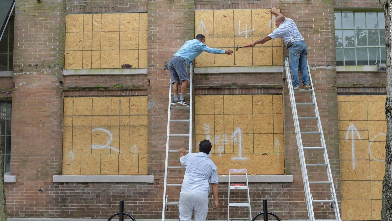 CNNE 1057248 - nueva orleans se prepara para la llegada del huracan ida