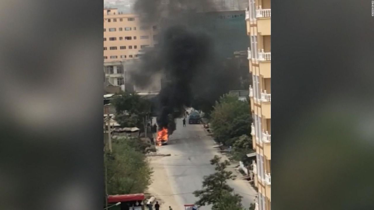 CNNE 1057739 - desde este vehiculo habrian lanzado los cohetes en kabul