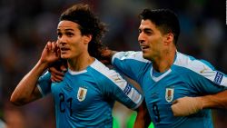 CNNE 1057747 - alerta en uruguay- pierde a suarez y cavani en las eliminatorias