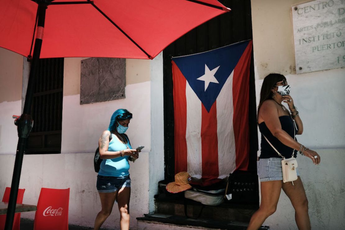 CNNE 1058091 - as puerto rican statehood is debated, tourism on the island surges