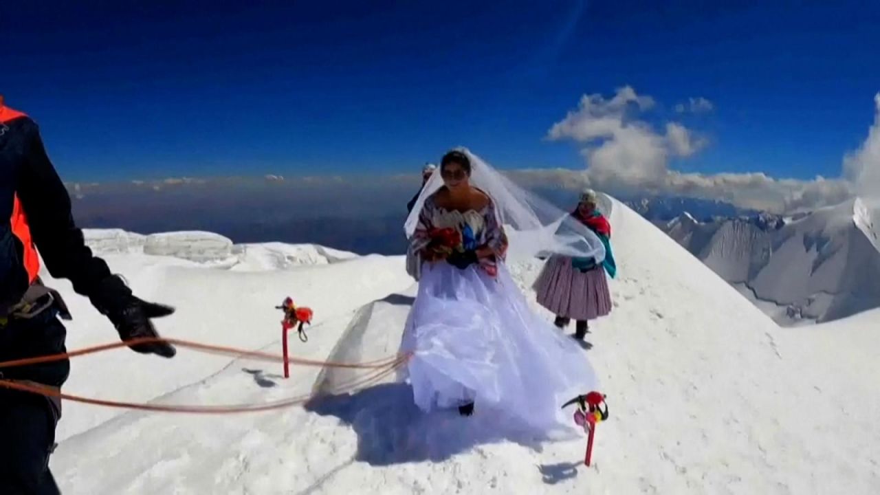 CNNE 1058393 - casamiento en la nieve- mira esta ceremonia alpina