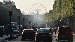 CNNE 1058430 - paris- paris esta en polemica por limite de velocidad de 30 km-h