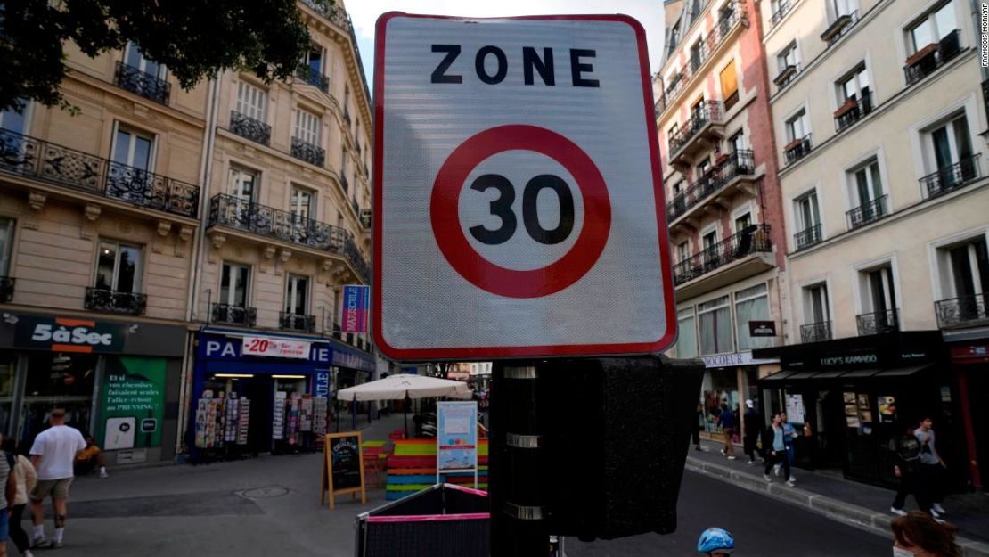 Una nueva señalización fotografiada el 30 de agosto en París.