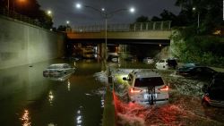 CNNE 1059763 - nueva jersey bajo el agua tras el paso de ida