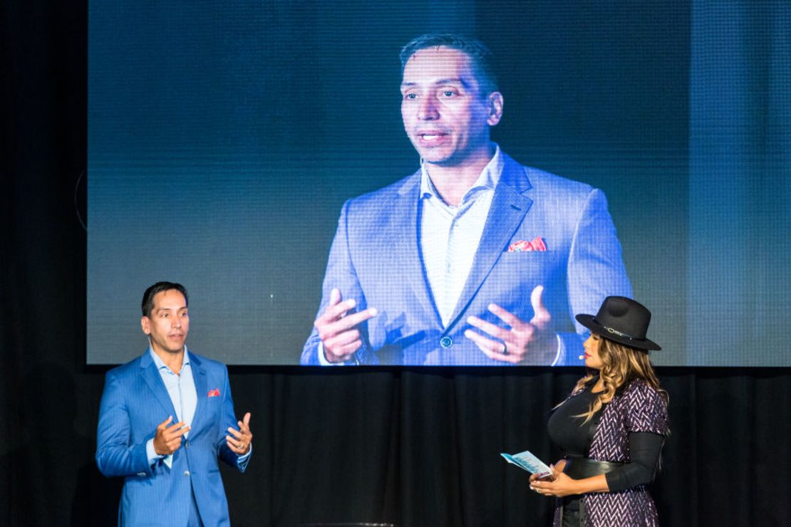 José E. Feliciano, en una charla brindada en Los Ángeles en 2019.