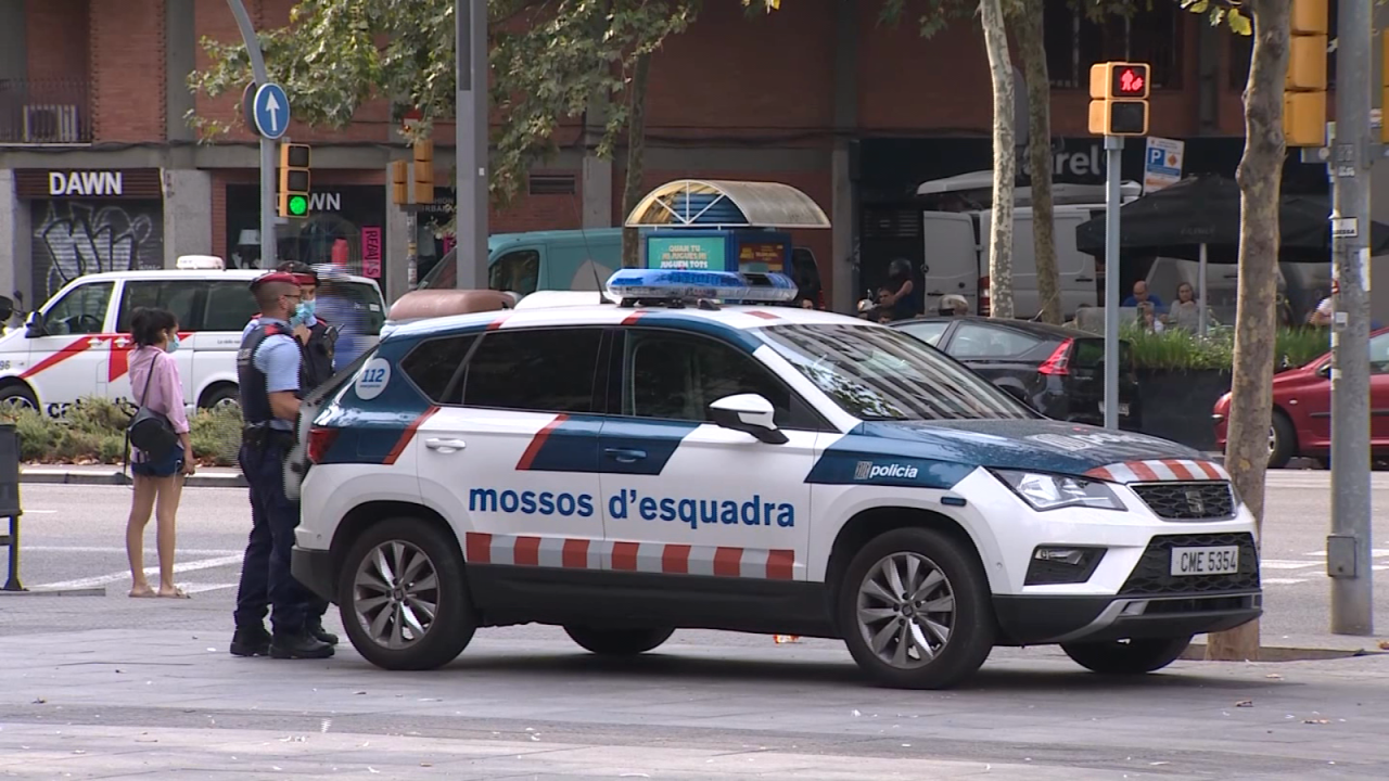 CNNE 1060781 - buscan al padre de un nino que aparecio muerto en espana