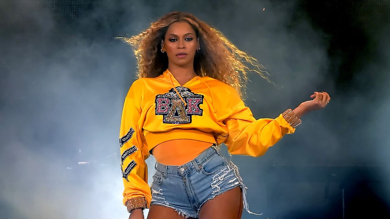 CNNE 1061094 - beyonce cumpleanos coachella getty file