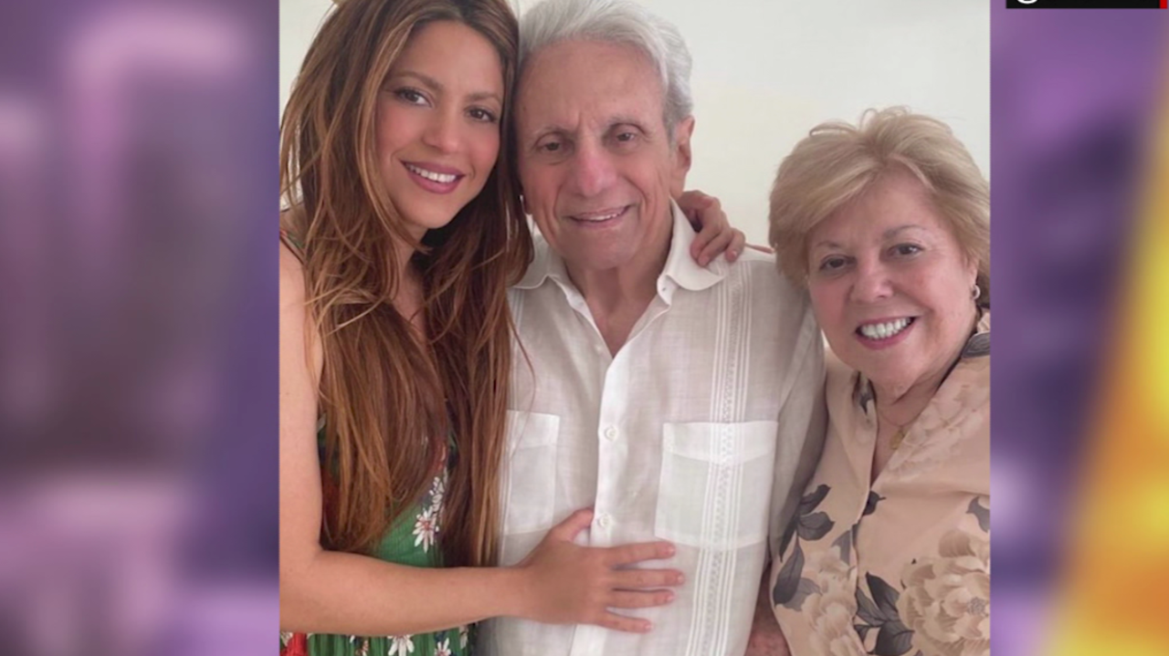 CNNE 1062503 - shakira celebra publicamente el cumpleanos de su papa