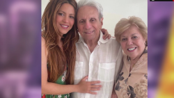 CNNE 1062503 - shakira celebra publicamente el cumpleanos de su papa