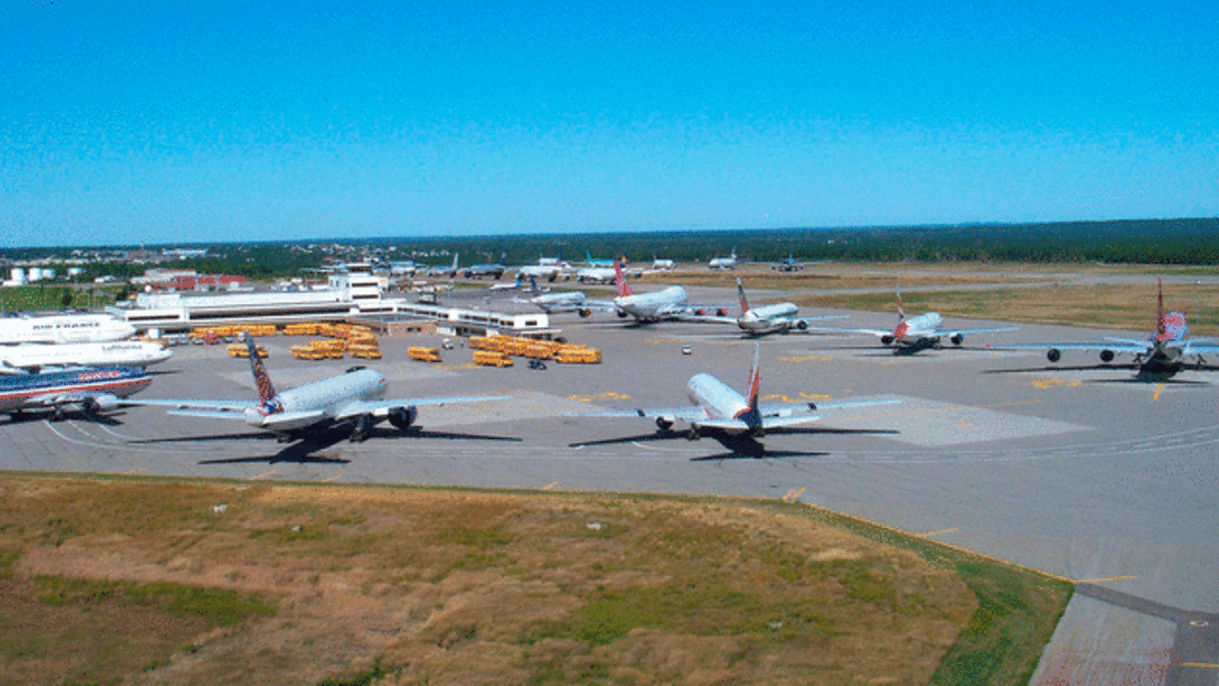 38 aviones fueron desviados y aterrizaron inesperadamente en Gander el 11 de septiembre de 2001.Cortesía de la Sociedad Histórica del Aeropuerto de Gander