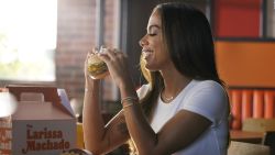 CNNE 1063916 - burger king lanza comidas creadas por celebridades