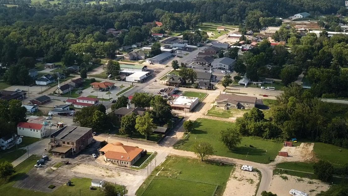 El condado de Carter, Missouri, esufre un aumento de covid-19, que según el centro de salud local es peor que el primer brote de 2020.