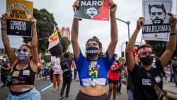 CNNE 1065233 - miles en brasil protestan contra el presidente bolsonaro