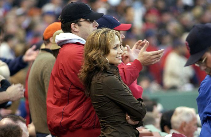 En un juego de los Boston Red Sox el 11 de octubre de 2003 en Boston, Massachusetts.