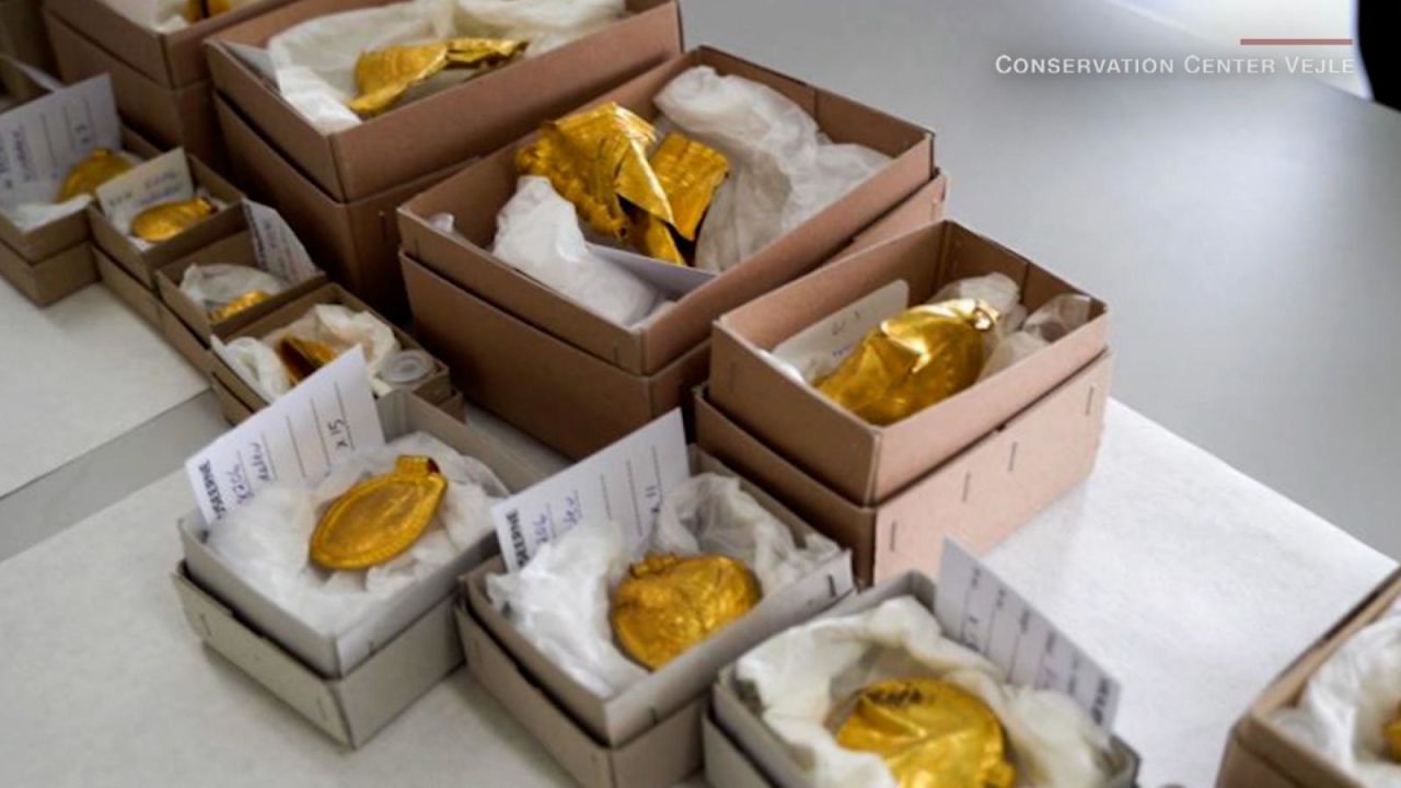 CNNE 1067185 - aficionado encuentra un kilo de oro bajo la tierra