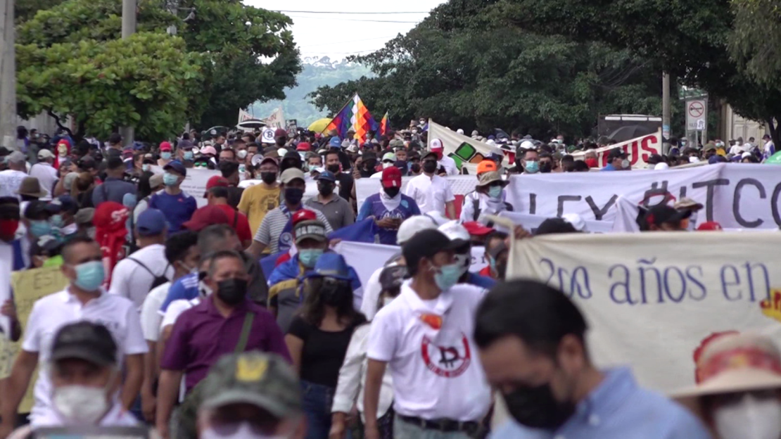 Una imagen de las protestas en El Salvador del 15 de septiembre de 2021.