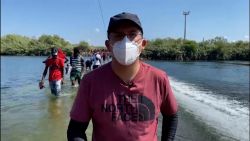 CNNE 1068865 - la desgarradora travesia de miles de inmigrantes hacia ee-uu- cnn fue testigo