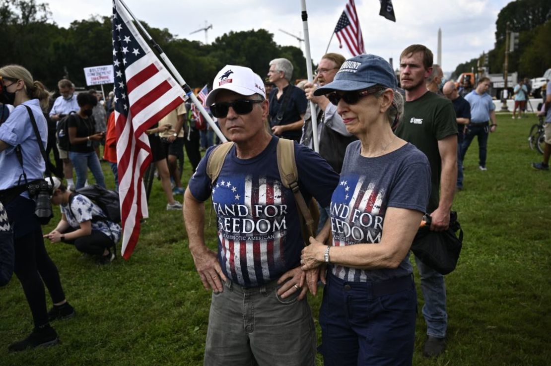 Los manifestantes se reúnen para el mitin "Justicia para J6" en la ciudad de Washington, el 18 de septiembre de 2021, en apoyo a los alborotadores a favor de Trump que saquearon el Capitolio de Estados Unidos el 6 de enero de 2021.