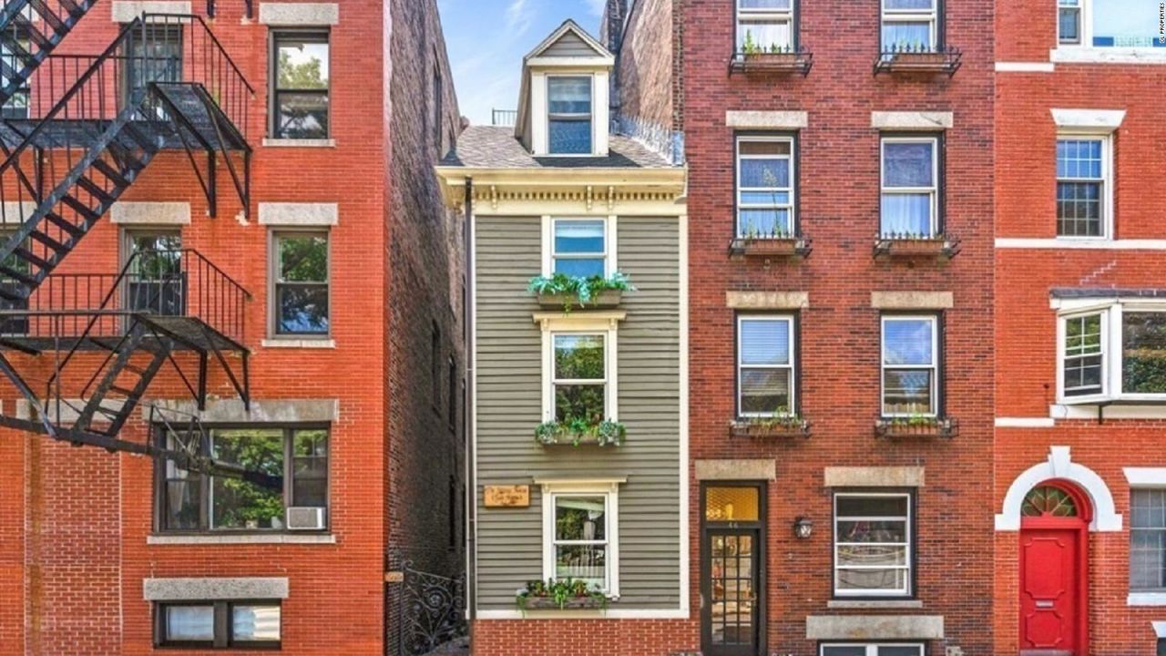 CNNE 1069517 - la "skinny house" de boston se vende por us$ 1,2 millones