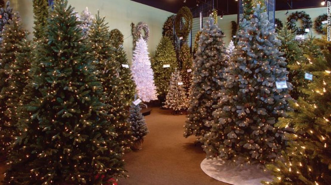 National Tree Company dijo que su inventario de árboles de Navidad artificiales para la próxima temporada navideña está un 10% por debajo del nivel del año pasado debido a los problemas de la cadena de suministro.