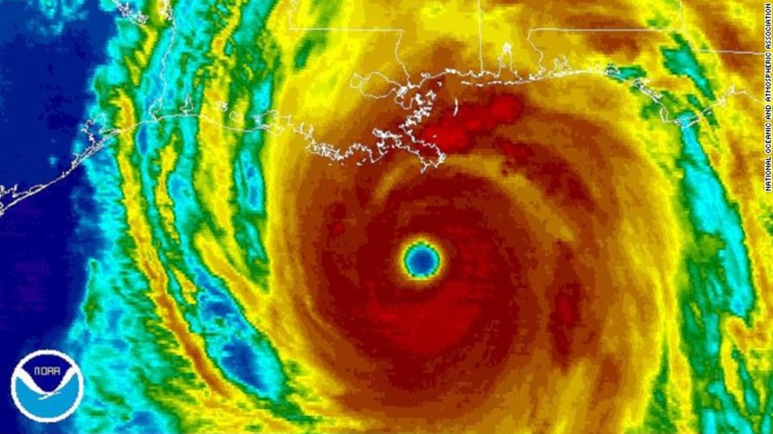 El Huracán Katrina amenaza a Louisiana el 29 de agosto de 2005