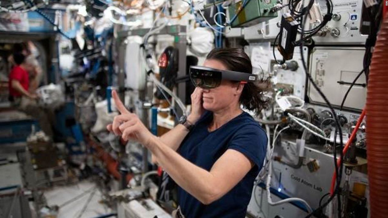 CNNE 1070151 - asi se usa la realidad virtual y aumentada en el espacio