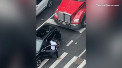 CNNE 1070211 - el divertido desenlace en un incidente de trafico en nueva york