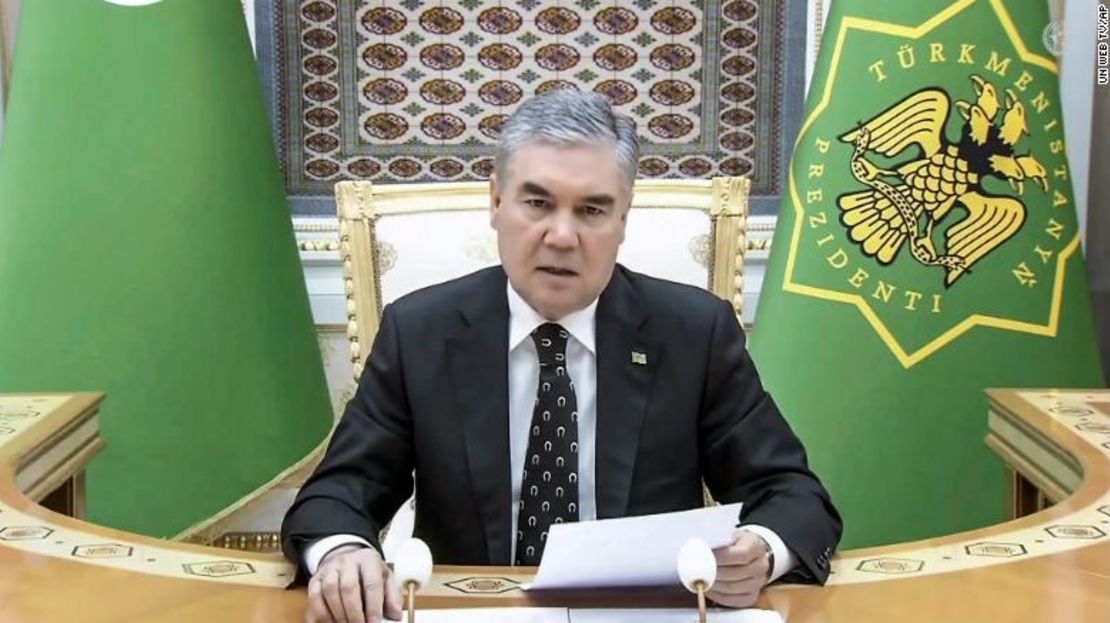 El presidente de Turkmenistán, Gurbanguly Berdymukhamedov, se dirige de forma remota a la 76a sesión de la Asamblea General de la ONU en un mensaje pregrabado el 21 de septiembre de 2021.