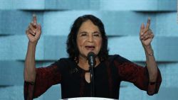 CNNE 1073254 - dolores huerta cita a juarez sobre respeto al derecho ajeno