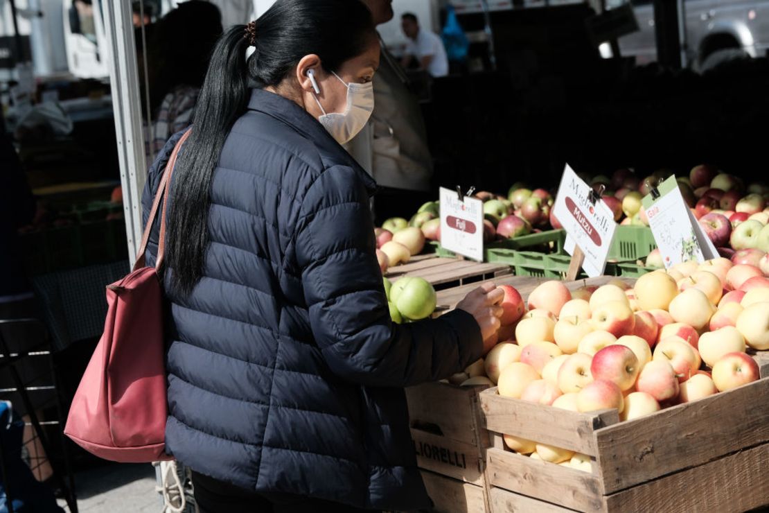 El aumento de los beneficios tiene el objetivo de ayudar a pagar alimentos más saludables.