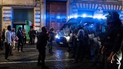 CNNE 1080236 - violentas protestas antivacunas en roma