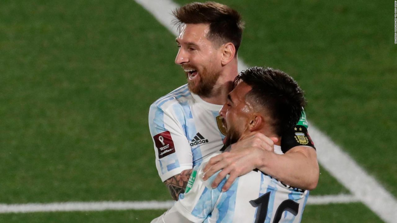 CNNE 1080371 - messi y argentina brillaron en la ultima fecha de las eliminatorias sudamericanas