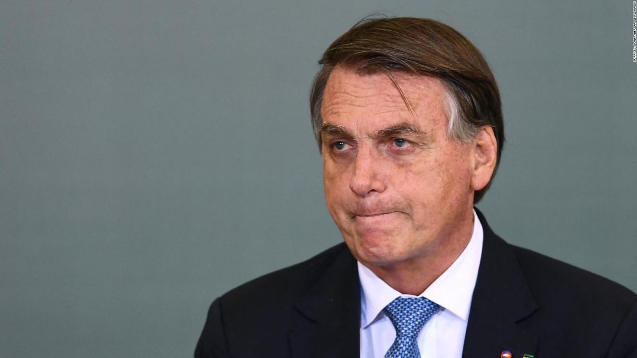 CNNE 1080556 - jair bolsonaro fue denunciado ante la cpi