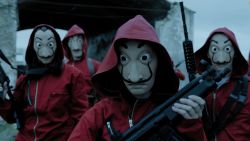 CNNE 1082992 - lanzan nuevo trailer de "la casa de papel- parte 5"